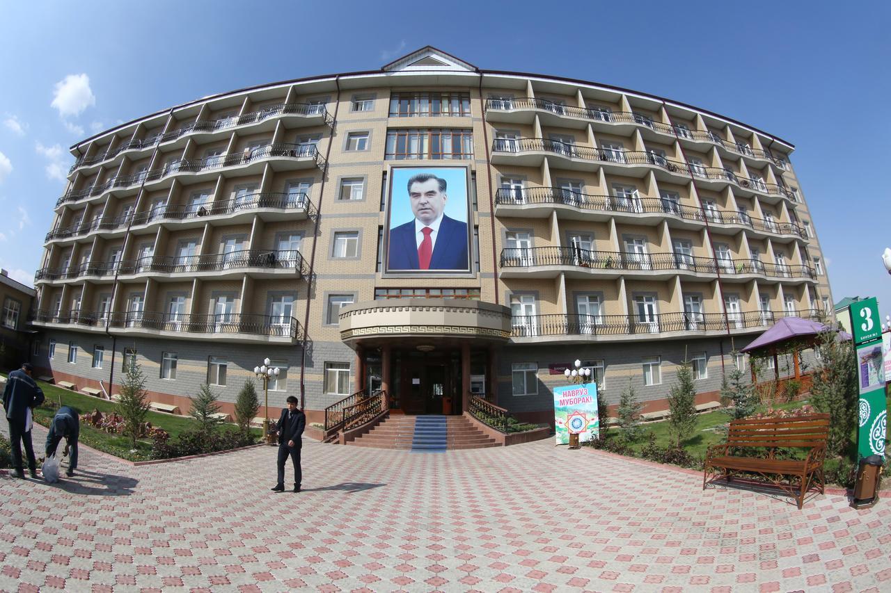 Bahoriston Hotel Guliston Exterior foto